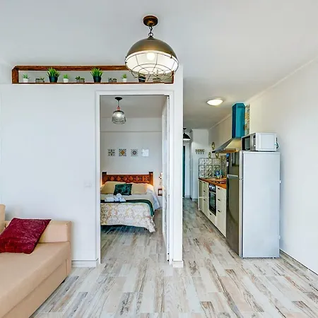 Playa Roca Apartment *
